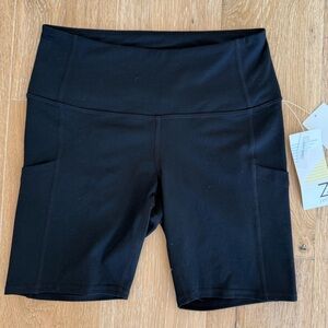 NWT | Small | Zella Bike Shorts